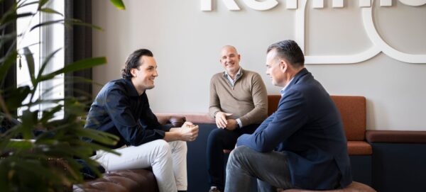 Joost, Michiel en Peter op de bank