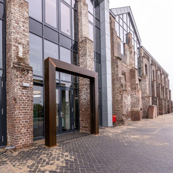Kantoorpand in het centrum